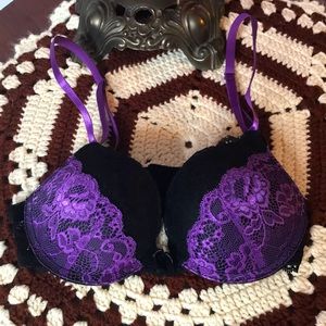 Purple and black push up 34b